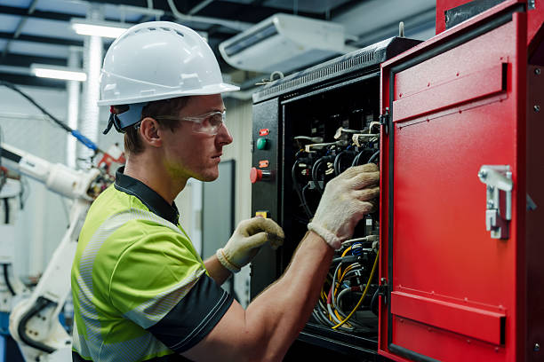 24/7 Emergency Electrical Repair experts in Rainbow Lakes Estates, FL